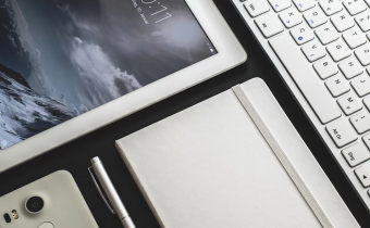 Von Laptop bis Schreibblock – welche Alternative ist für welches Studium am besten geeignet?